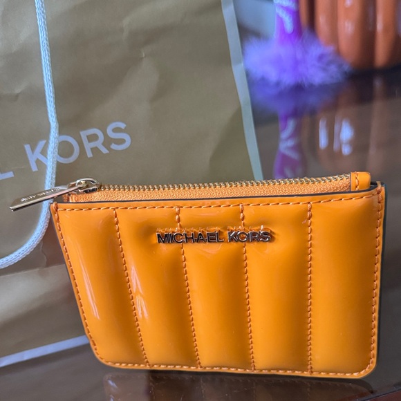 Michael Kors Orange Quilted Card Holder NWT - Picture 1 of 4